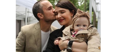 Fetița Roxanei și a lui Șerban Copoț a fost botezată. Primele imagini cu micuța de la botez