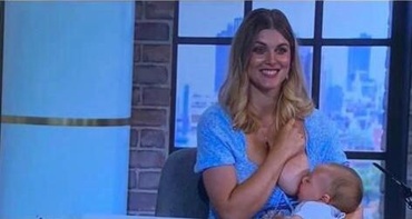 O prezentatoare TV își alăptează bebelușul într-o emisiune, în direct: „Alăptarea este o necesitate”