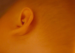 Cum se dezvolta auzul bebelusului?