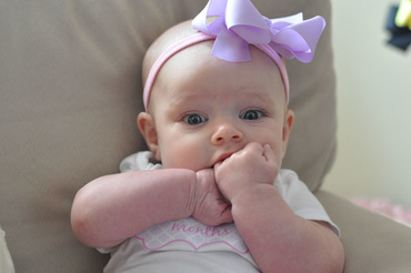 De ce cade parul nou nascutilor?