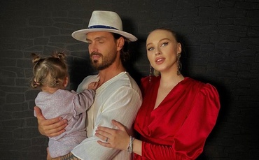 Katia, fetița lui Bogdan Vlădău și a Ginei Chirilă, frumoasă ca o păpușă - GALERIE FOTO