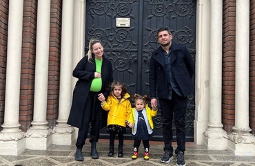 Laura Cosoi a sărbătorit Paștele catolic alături de familia ei – GALERIE FOTO