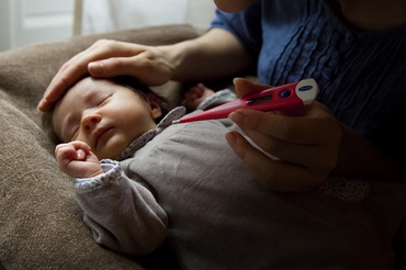 Somnul este cel mai bun atunci când copilul are febră. Iată de ce