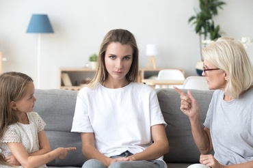 6 sfaturi fără rost, pe care mămicile nu vor să le audă