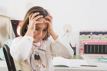 Copiii agitați sau anxioși pot fi viitorii adulți liniștiți
