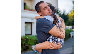Vladimir Drăghia este un tătic tandru. A complimentat-o pe fetița lui, Zora, chiar în fața grădiniței. “A intrat în pământ de rușine”