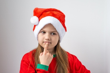 Copilul are îndoieli despre existența lui Moș Crăciun. Ce este de făcut?