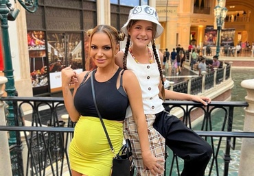 Andreea Antonescu explică de ce fetița ei, Sienna, s-a mutat în SUA, alături de bunica maternă. „A fost o decizie pe care am luat-o împreună”