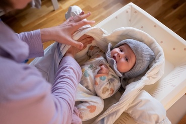 Prima iarnă a bebelușului: 5 sfaturi pentru a-l menține în siguranță