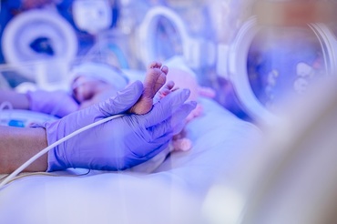 Studiu: nu există nicio legătură între naștere prematură și autism