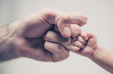 Cum se încurajează natalitatea? 70.000 de euro pentru fiecare copil născut. Unde se întâmplă asta