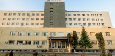 Premieră în România: copil cu o tumoră pe creier de peste 10 cm, operat pe semiîntuneric