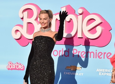 Margot Robbie este însărcinată! „Barbie“, surprinsă cu burtica de gravidă la vedere