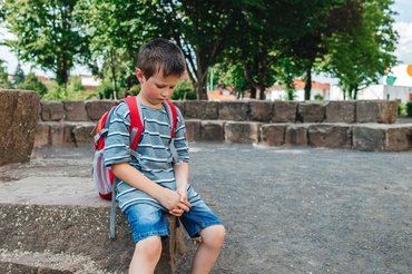 Adaptarea emoțională în prima săptămână de școală: Cum să susții copilul