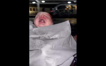 „Peronul 6 a fost maternitate”. Bebeluş născut pe o bancă în Gara de Nord din Timişoara