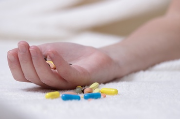 O nouă provocare pe TikTok: „Paracetamol Challenge”  - Dr. Craiu: Moarte sigură!