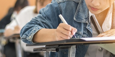 Subiecte Evaluare Națională 2025 Română: „Toate pânzele sus!” – textul suport la Subiectul I. Compunere narativă despre o excursie, la Subiectul al II-lea