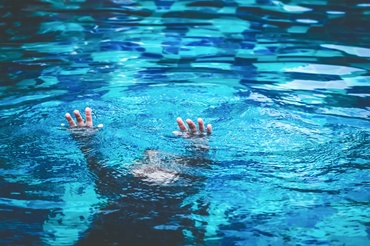 „Înecul nu arată ca în filme” — Pericolul silențios din piscine, în mai puțin de 60 de secunde