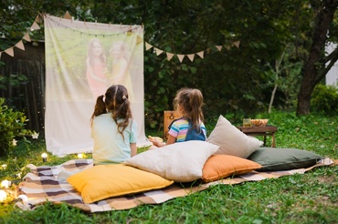 Ultima lună de vacanță: 12 idei de activități distractive cu copilul, în curte și în casă