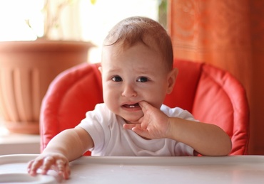 7 remedii testate de mame, care chiar calmează erupția dentară