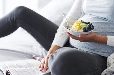 Recomandările sănătoase pentru nouă luni de sarcină: 9 alimente, 9 obiceiuri, 6 lucruri de ținut minte
