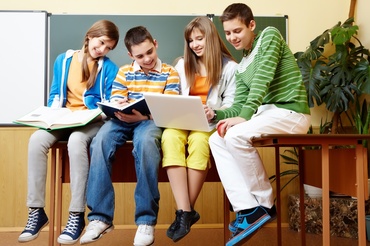 Ore de 75 de minute și o singură disciplină pe zi. Un liceu din România testează un nou model de învățare