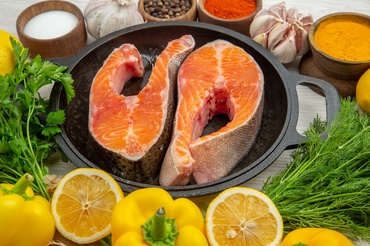 Alimente bogate în fier pentru copii. Tabel cu cantități și combinații care ajută absorbția