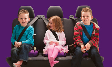 Centura de siguranta pentru copiii de varsta scolara