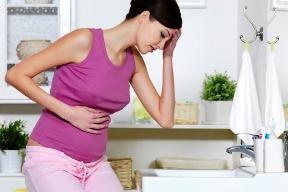 Trucuri ca sa scapi de greturile matinale