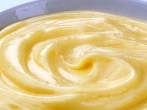 Crema de vanilie cu budinca si oua