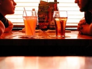 Sucurile acidulate, interzise copiilor