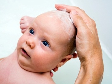 Dermatita seboreica a nou-nascutului