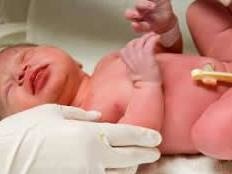 Despre ombilicul bebelusului (Video)