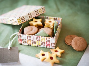 Cutia cu biscuiti, pentru Mos Craciun