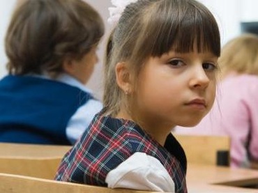 6 lucruri rele pe care le invata copilul la scoala