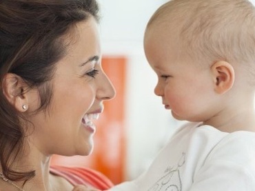 Importanta contactului cu bebelusul