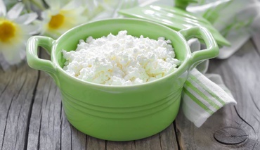 Branza de vaci facuta in casa - dupa reteta bunicii