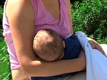 Ghid pentru alaptatul in public