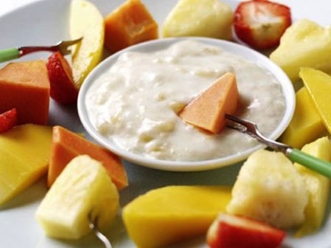 Fructe cu sos de banane