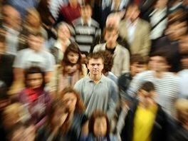 Suntem din ce in mai putini