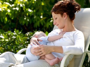 Aportul de calorii al mamelor care alapteaza