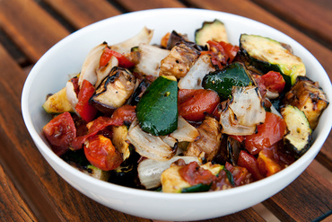 Salata de legume la gratar