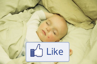 Debutul pe Facebook la o ora de la nastere