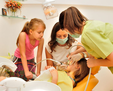 Intreaba specialistul in stomatologie