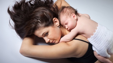 Prima luna dupa nastere. Ce se intampla cu mama