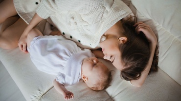 Primele luni cu bebe. Sfaturi pentru mămici începătoare