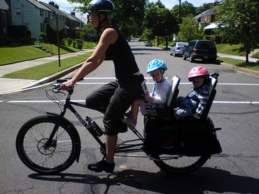 Cui ii este frica de copii