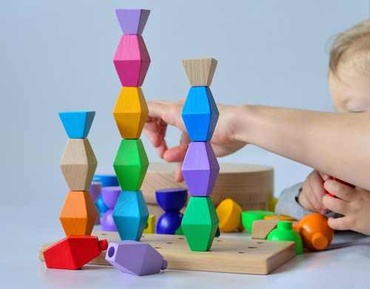 Cadouri deosebite pentru copii facute de designeri romani