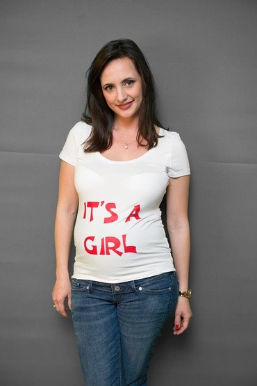 Oana Dobrescu naste in august