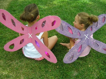 Aripi de fluture din carton